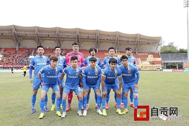 记者：艾顿并非湖人的答案 湖人可能将他交易或补强其他优秀内线